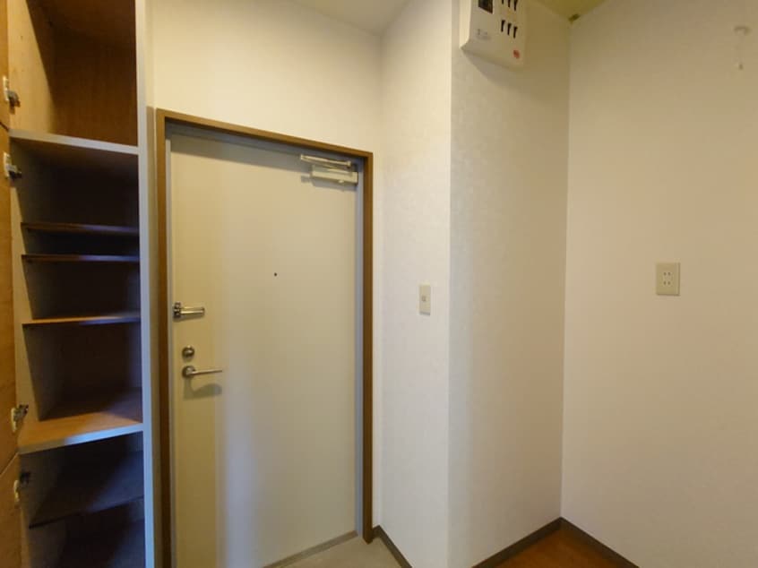 玄関 ラトゥ－ル牧眞Ⅰ