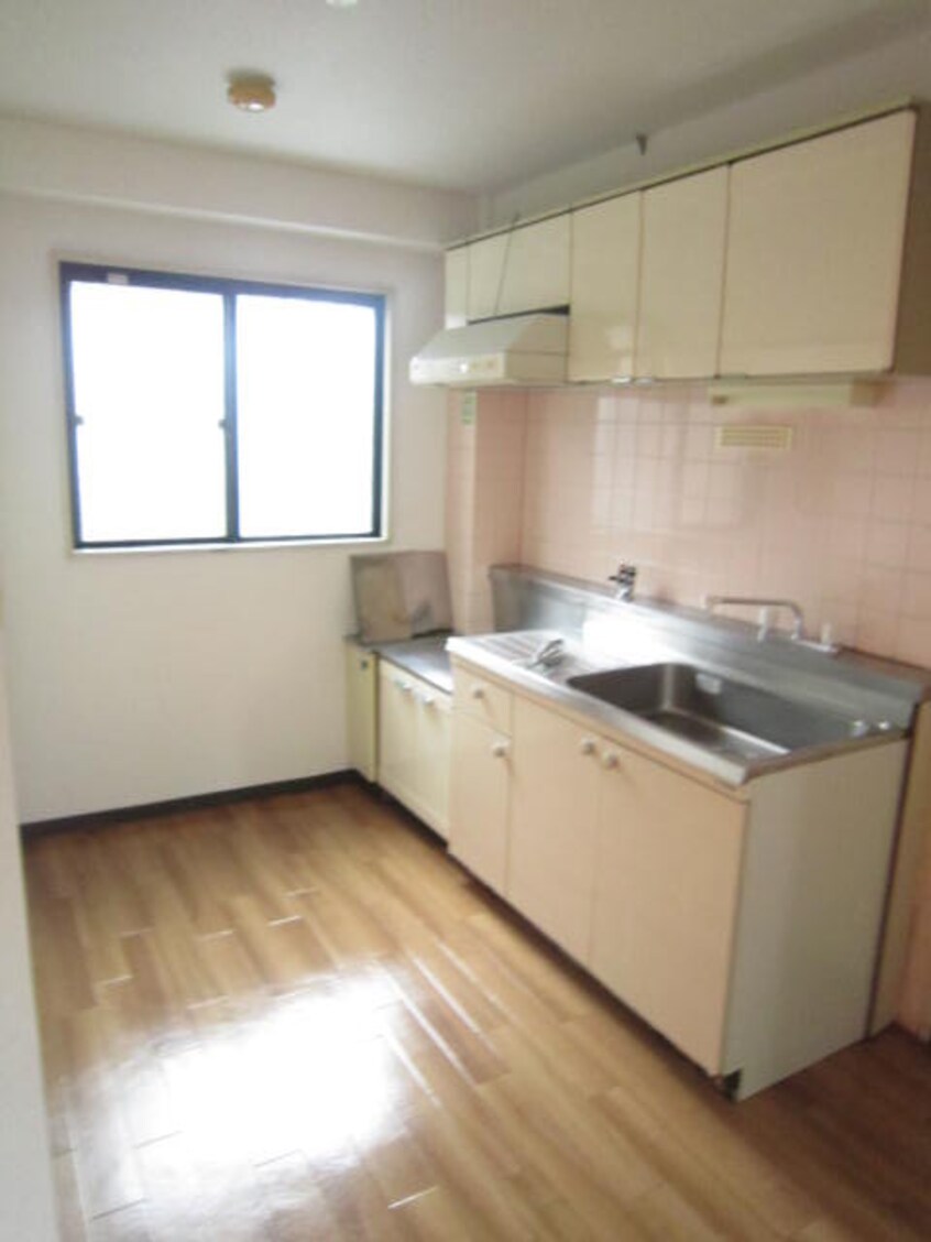 キッチン グランドハイツ