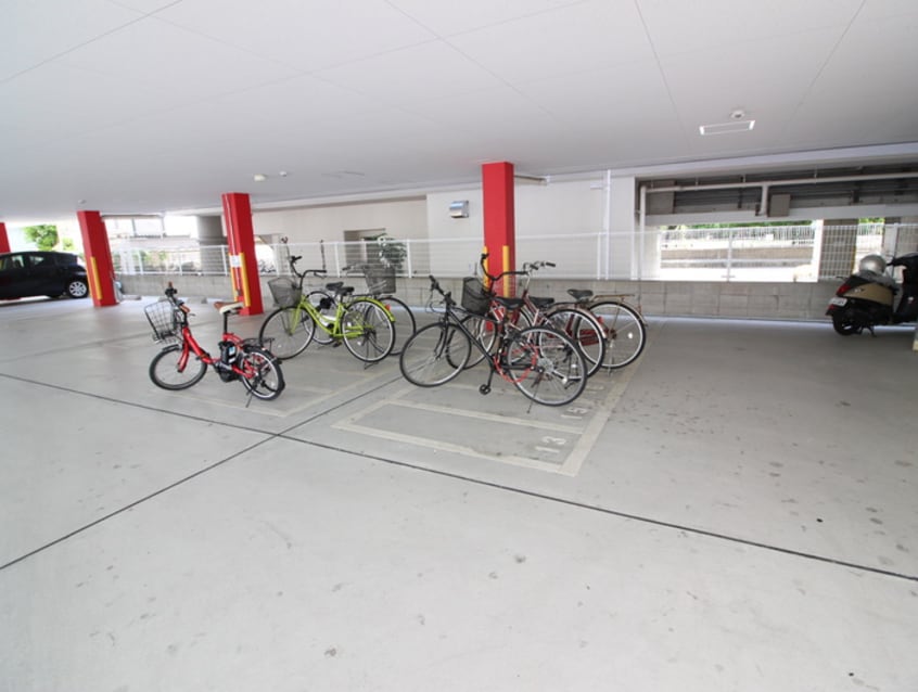 駐輪場 サンティール守口