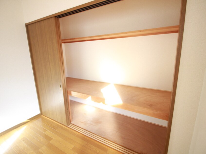 収納 カ－サ仁川