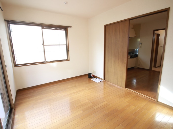 居室 カ－サ仁川