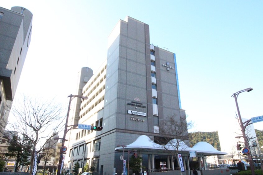 山科ラクト(スーパー)まで110m THEGARNET SUITERESIDENCE山科駅