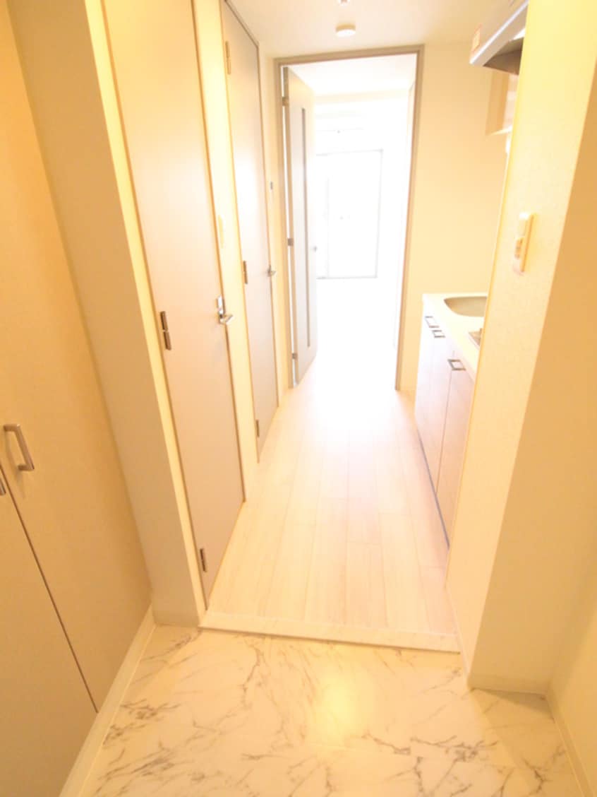 玄関 ｴｽﾘｰﾄﾞ梅田ｸﾞﾚｲｽ(413)