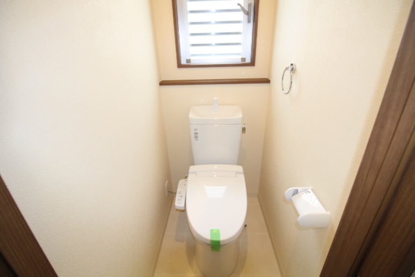 トイレ ミントコート魚住