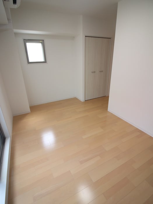 居室 Ｂ－ＲＩＳＥ梅香