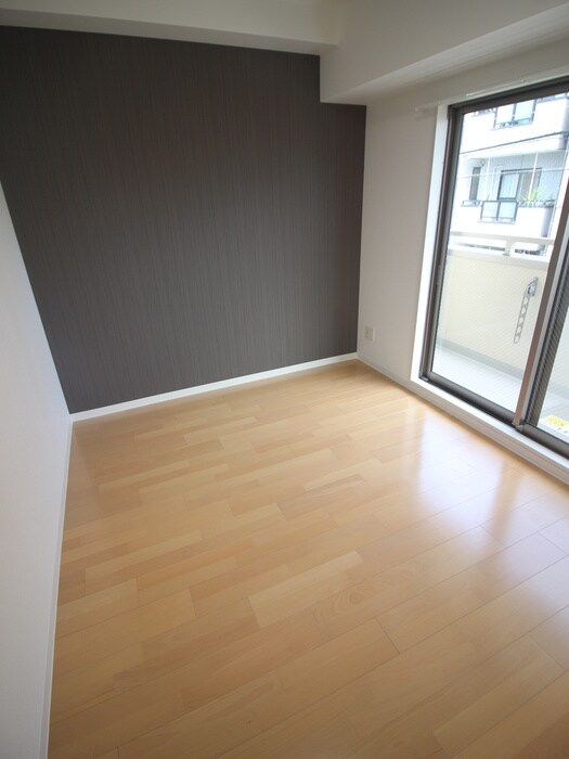 居室 Ｂ－ＲＩＳＥ梅香