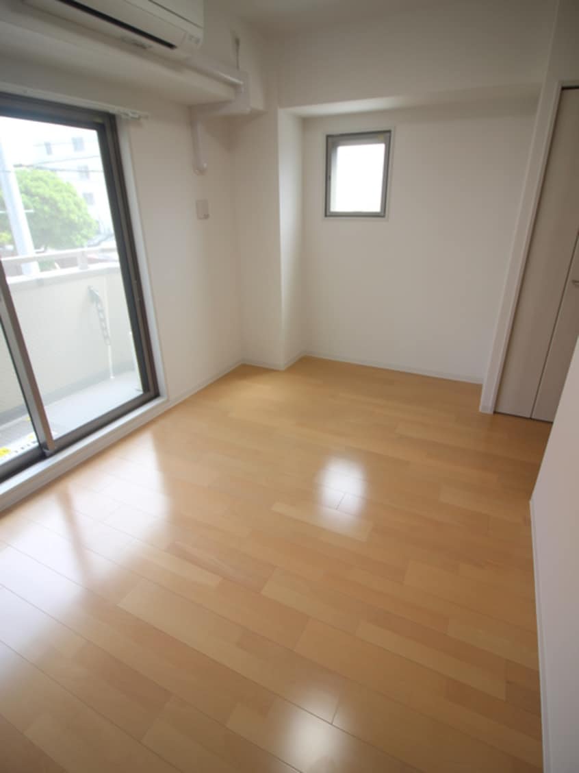 居室 Ｂ－ＲＩＳＥ梅香