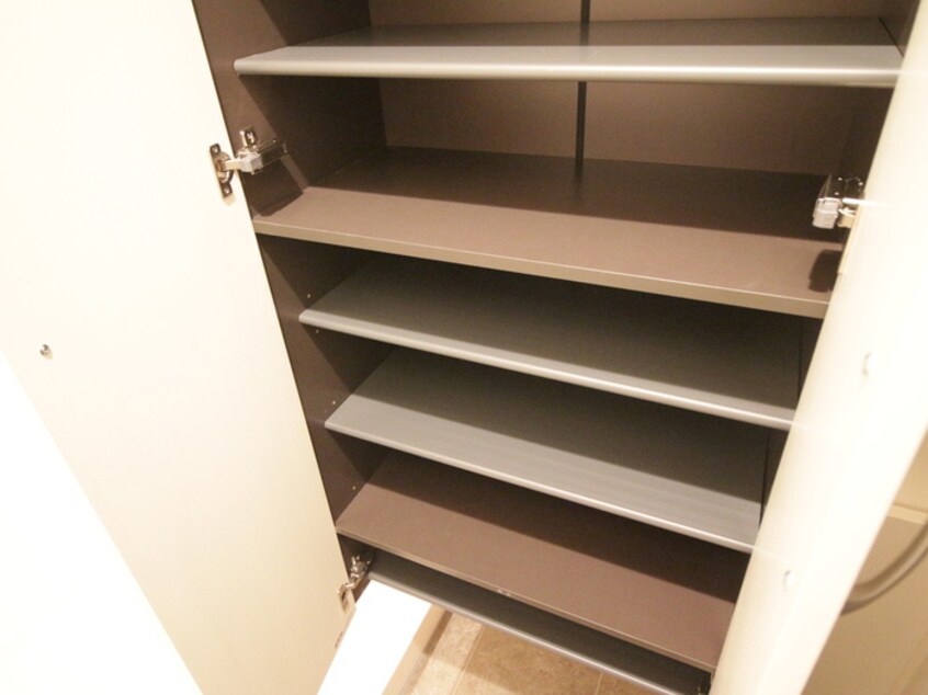 靴箱 ＹＫメゾン向陽