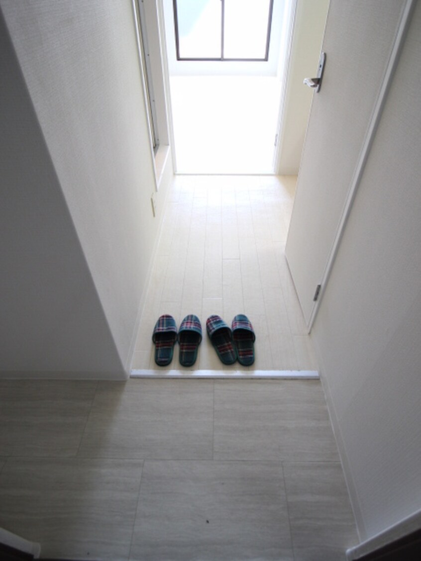 玄関 カルム四天王寺