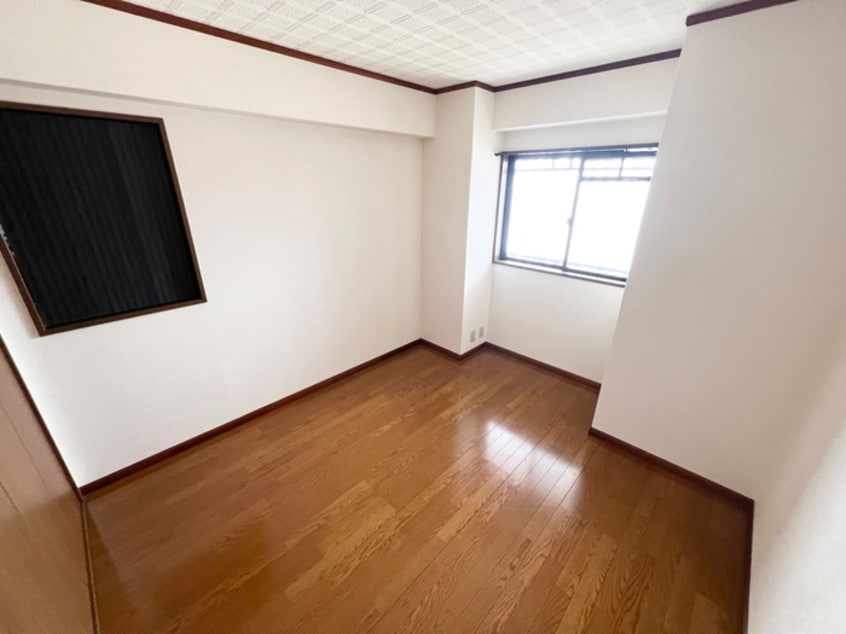 居室 オーク一番館