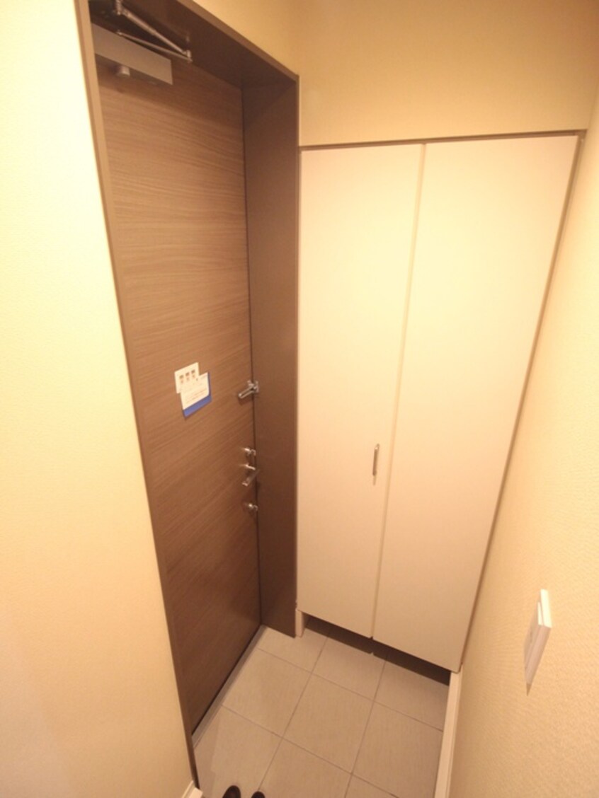 玄関 グラン   ロワ