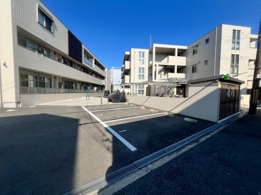 駐車場 グラン   ロワ