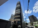 セレニテ福島アリアの外観