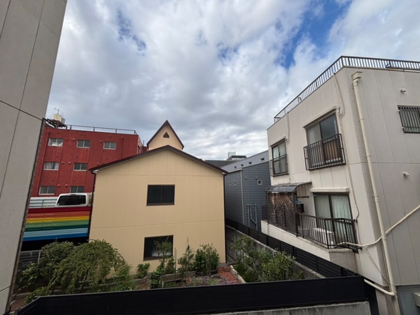 室内からの展望 クラシスト東中本