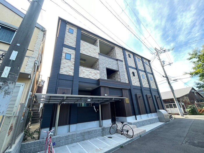 外観写真 ﾄﾞﾑｽｳｴｽﾄ