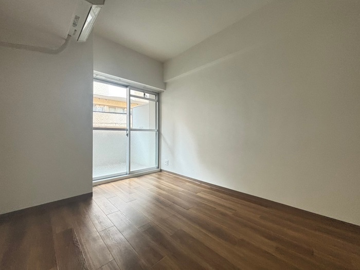 居室 シャトラン新神戸