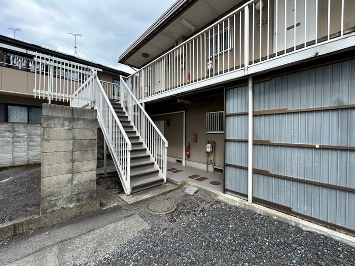 エントランス部分 ハイツアオイ