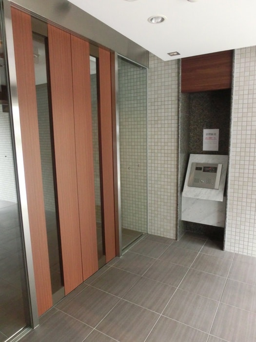 エントランス部分 ﾍﾞﾗｼﾞｵ五条堀川Ⅲ(205)