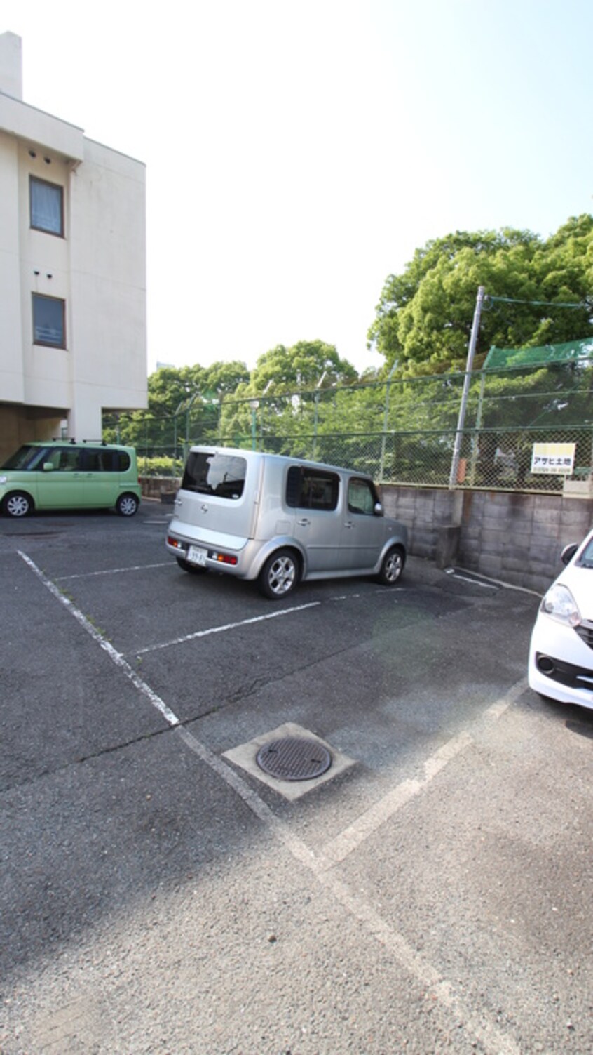 駐車場 パークロイヤル宮山