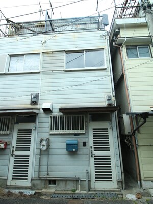 上野口町17番地貸家