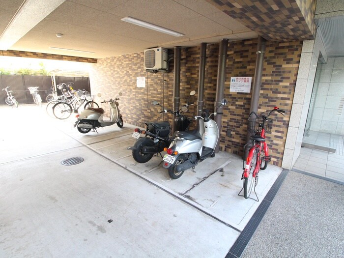 バイク置き場 アスヴェル京都外大前(505)