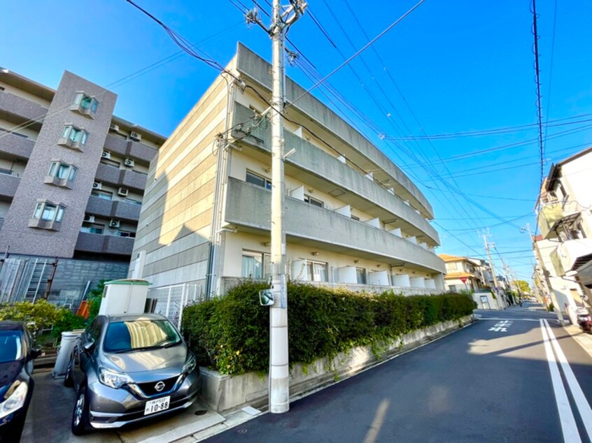 外観写真 モトヤマコルティ－レ