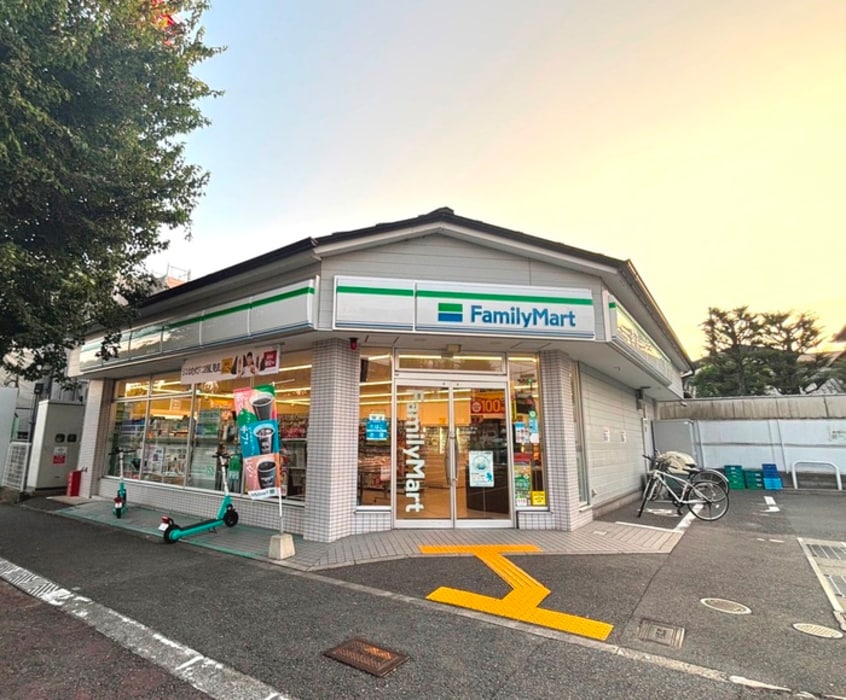 ファミリーマート(コンビニ)まで350m Mare京都一条