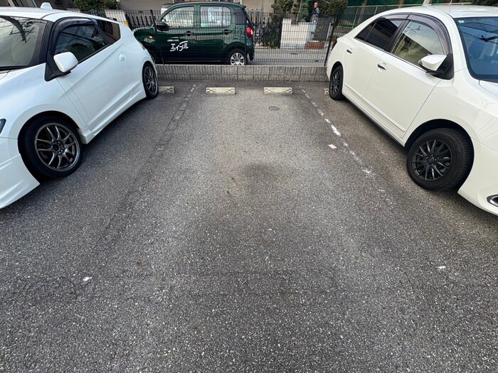 駐車場 パルテ－ル