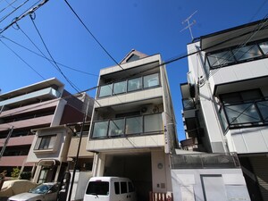 待場マンション
