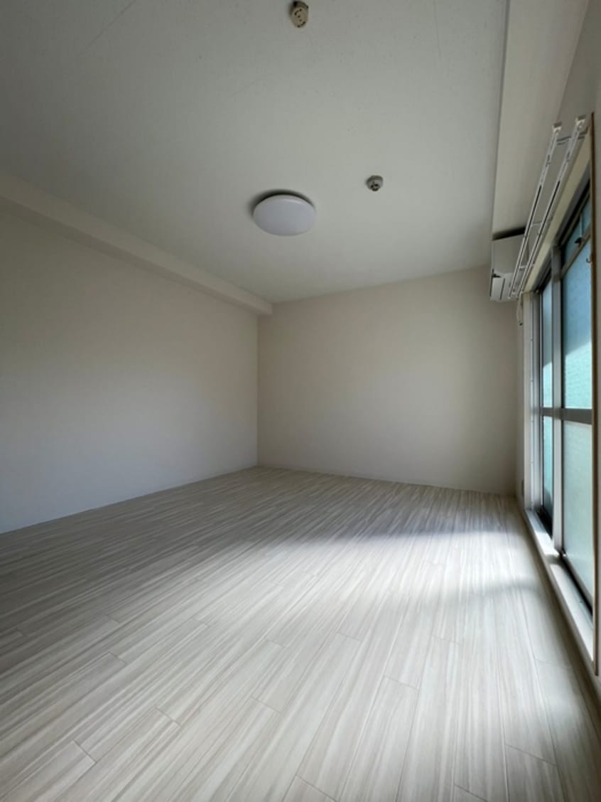 居室 サンヒルズ和泉