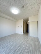 居室 サンヒルズ和泉