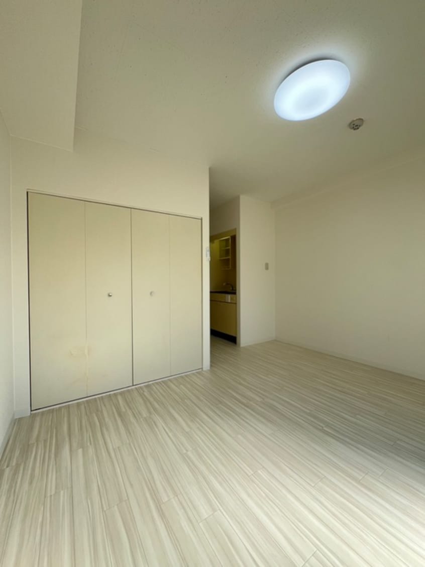 居室 サンヒルズ和泉