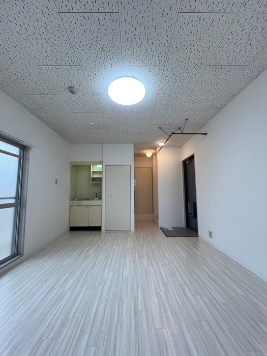 居室 サンヒルズ和泉