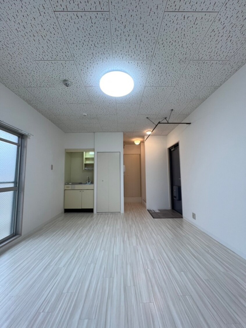 居室 サンヒルズ和泉