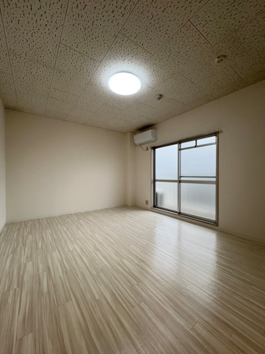 居室 サンヒルズ和泉