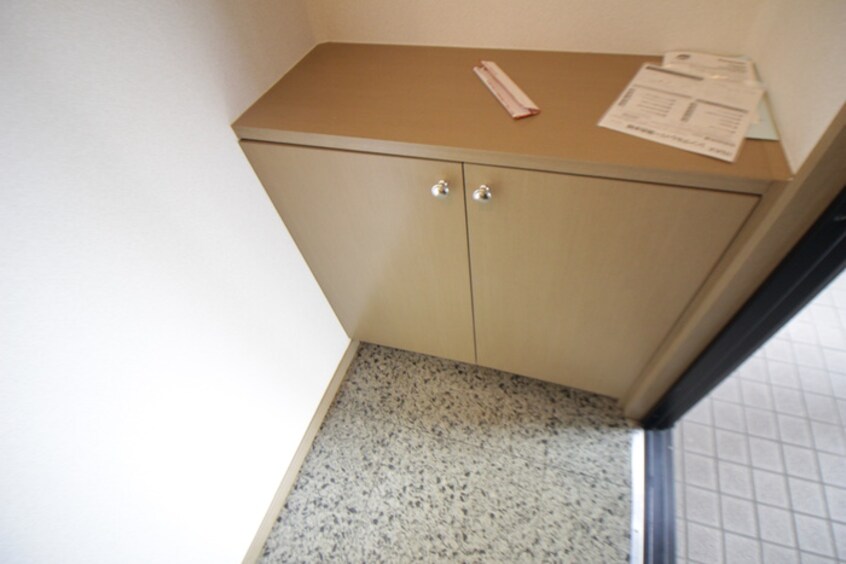 靴箱 カ－サアゼリアＢ棟