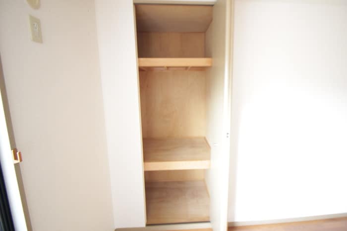 収納 カ－サアゼリアＢ棟