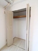 収納 カ－サミクニ