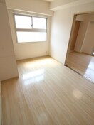 内観写真 カ－サミクニ