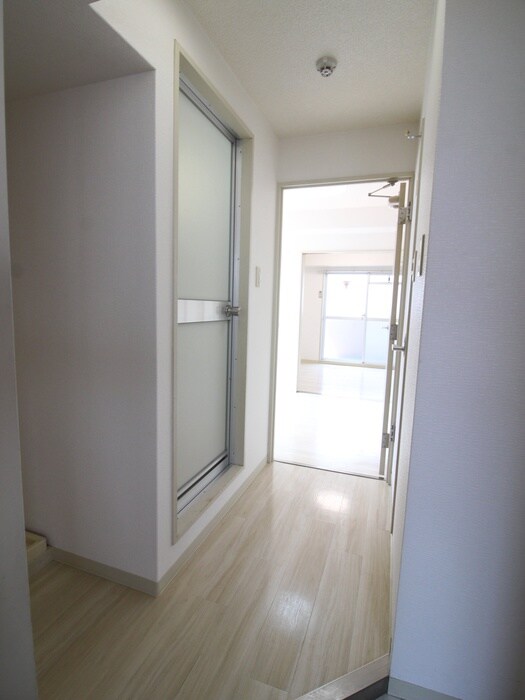 廊下 カ－サミクニ