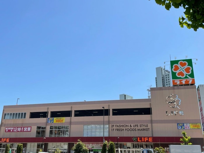 ライフ春日野道店(スーパー)まで750m One Go Crest