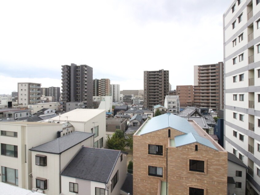 室内からの展望 ONLYONE栄本町