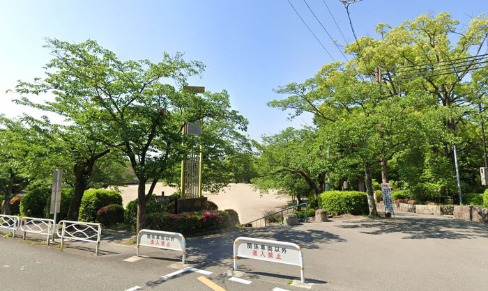 五月山公園(公園)まで450m ONLYONE栄本町