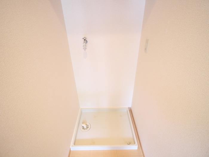 洗濯機置場 ﾗｰｾﾞﾝｳﾞｨﾗ