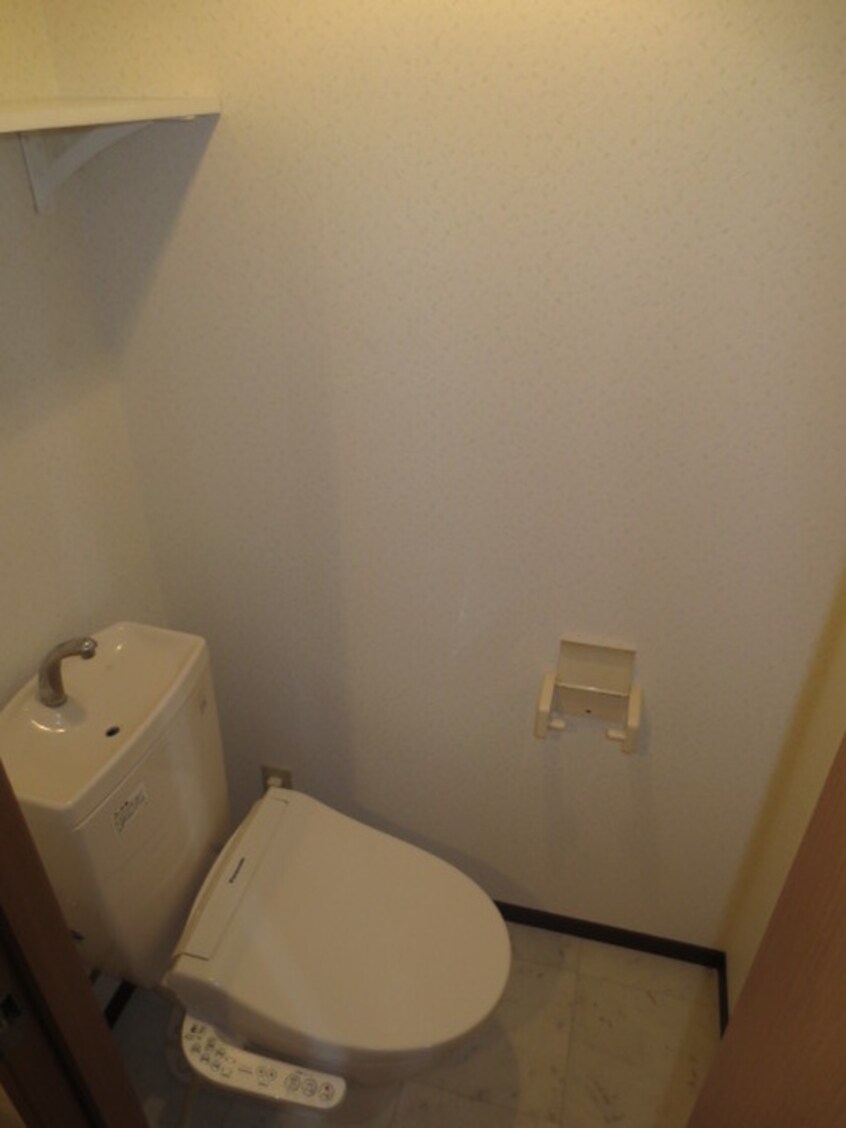 トイレ コ－ポ・シャイン