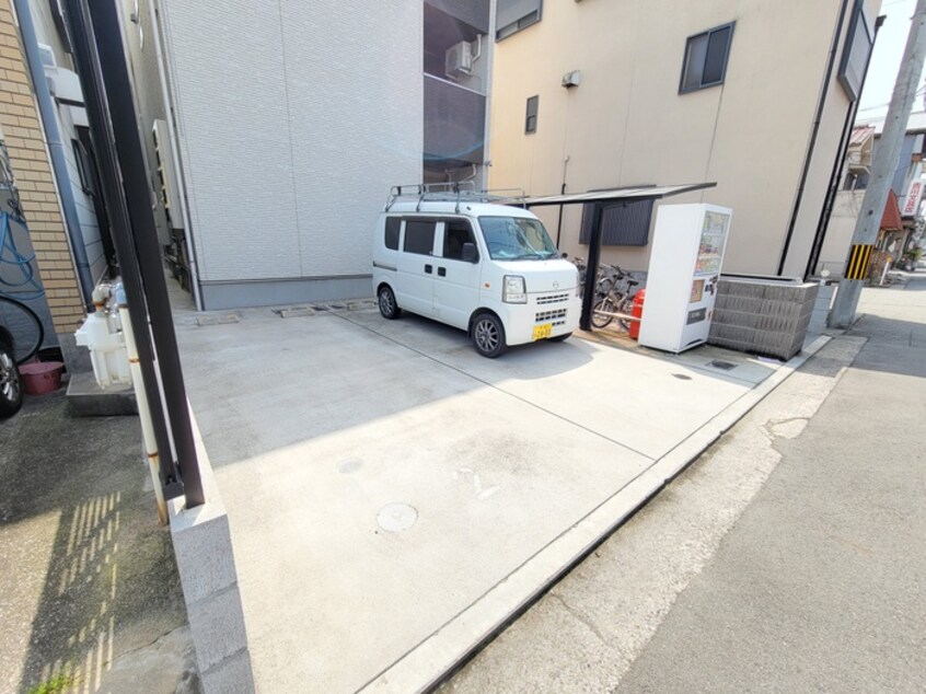 駐車場 ＲＥＧＡＬＥＳＴ堺南島町