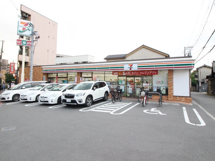 セブンイレブン(コンビニ)まで450m クローバー・グランデ吹田