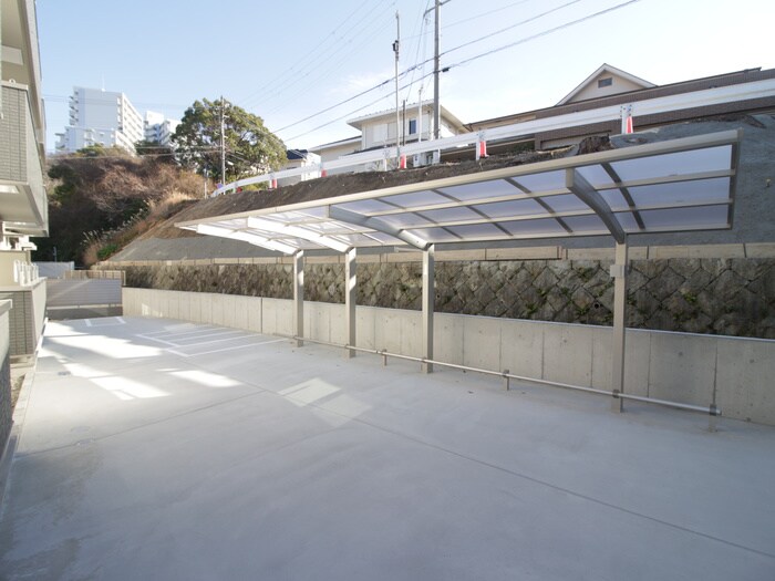 駐輪場 ＹＫメゾン舞子台
