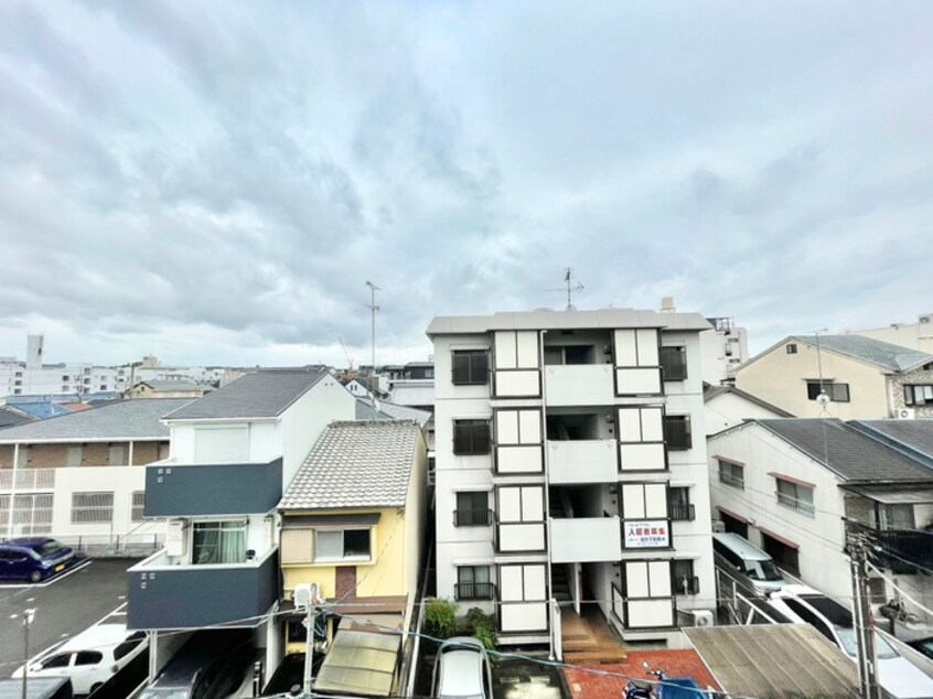 室内からの展望 Brillia Court 龍谷大前