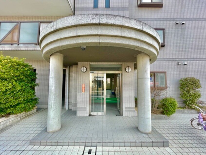 エントランス部分 ﾒｿﾞﾝ・ﾄﾞ・ｴﾙGE